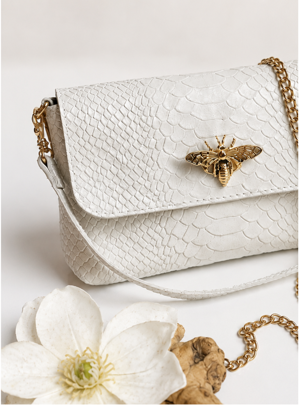 Sac Débora blanc – Sac bandoulière effet python & abeille dorée – Image 3